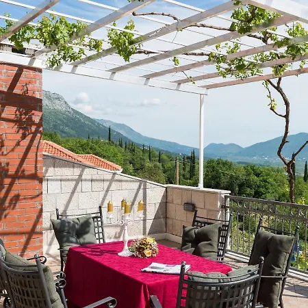 Villa Vino Vecchio *