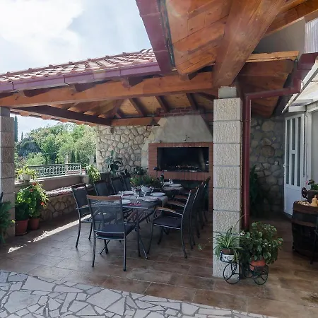 Villa Vino Vecchio *